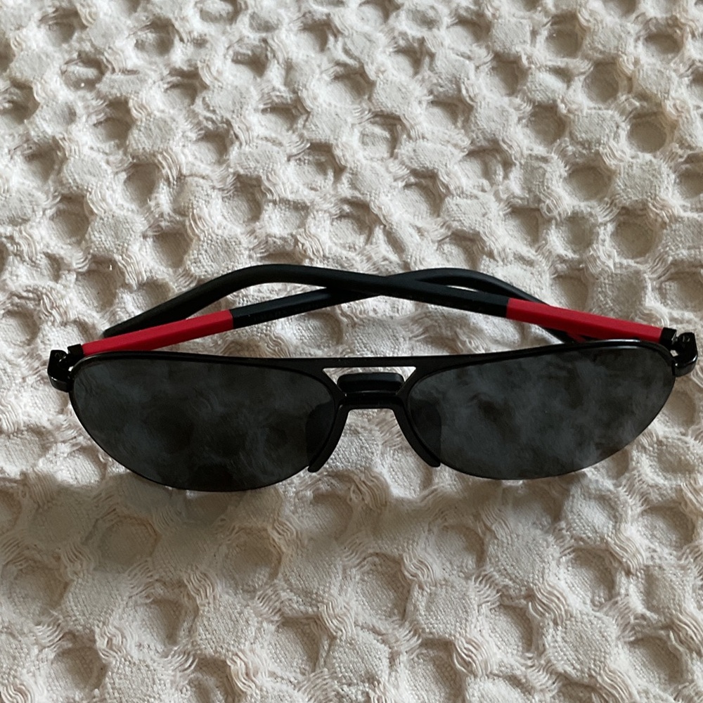 Prada Black Sunglasses with Red Temple Tips - Picture 3 of 5
